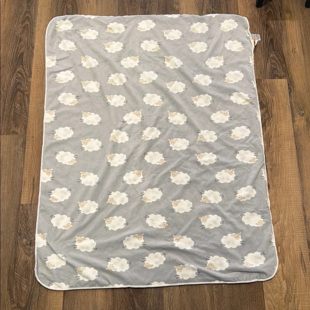 Lullaby Lane Gray Sheep Patterned Baby Blanket